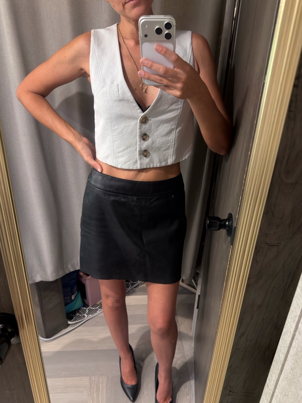 Express Y2K Vintage Genuine Leather Low Rise Mini Skirt in Black Size 0